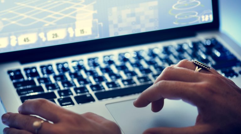 Diagramação de livros impressos, de acordo com site G1 Como funciona o Marketing nas Redes Sociais?