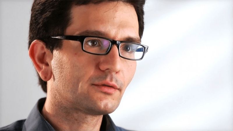 Marketing para restaurante 02 - Livro Teoria das Mídias Digitais - Prof. Luís Mauro Sá Martino